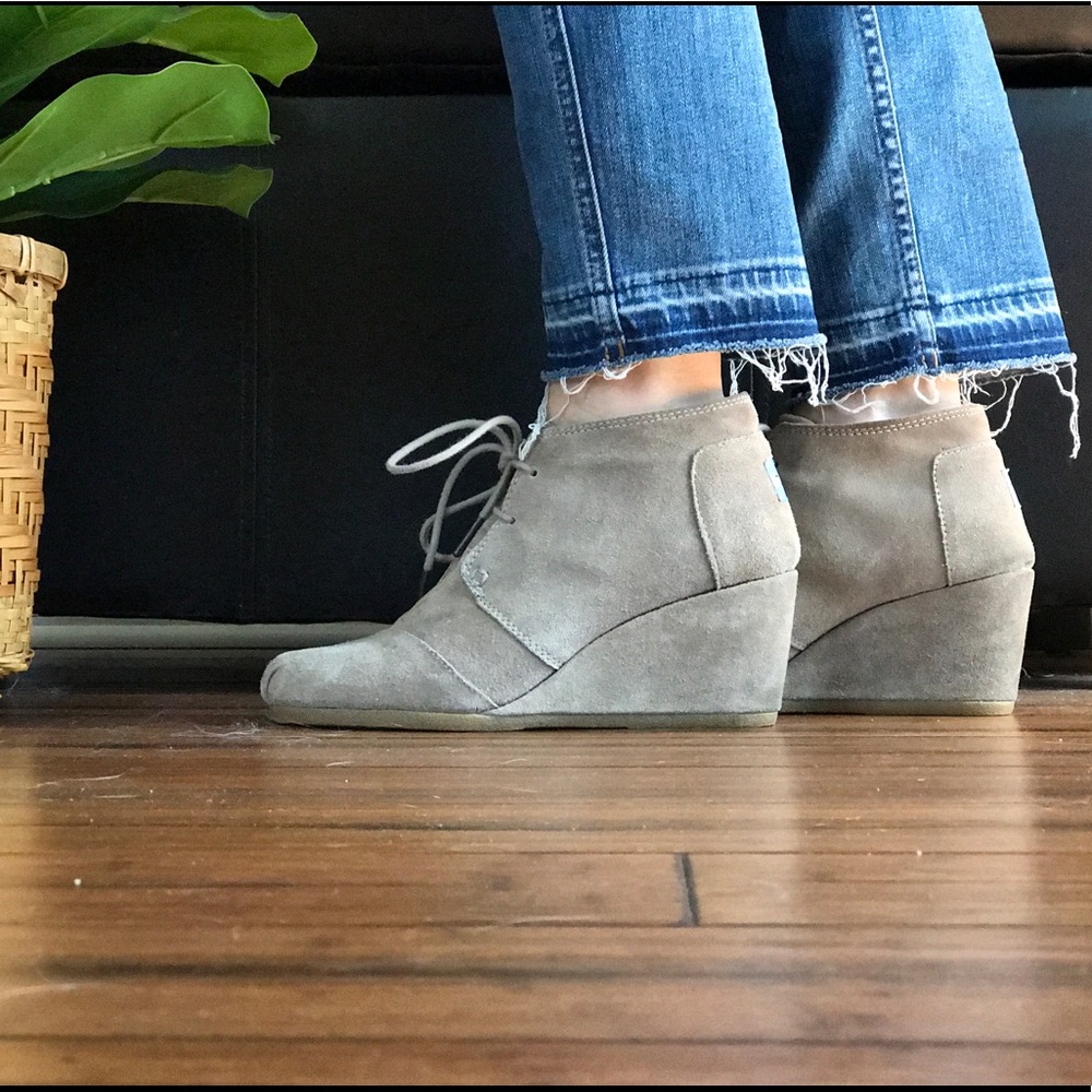 Toms Desert Wedge Bootie